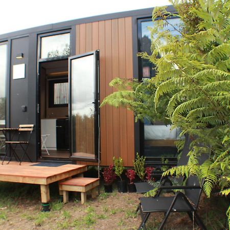 Cozy Cabin2 With Outdoor Bath At Dairy Flat Farm Waitoki Bagian luar foto